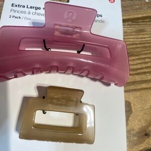NWT Lululemon Extra large plus medium claw hair clips